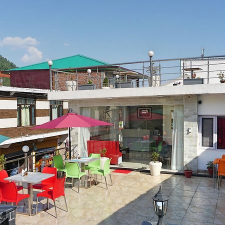 Ess & Bee Resorts 다람샬라 외부 사진
